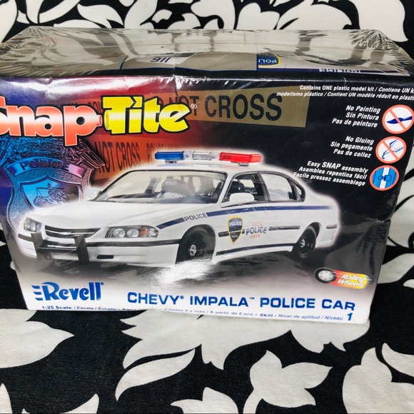 revell police car
